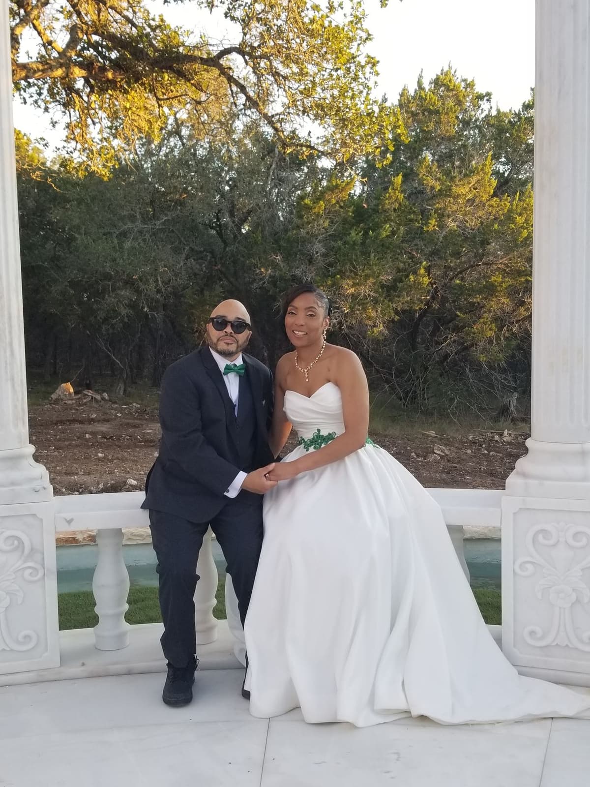 Scott and Kimberlyn pose together at Prima Vista's Rotunda in the evening light