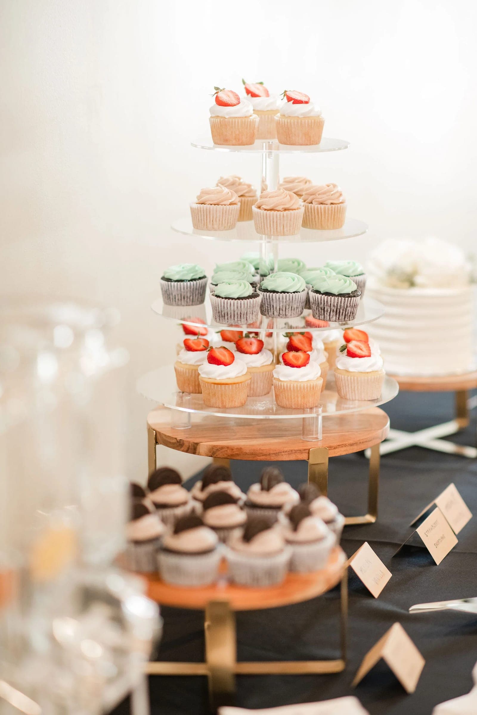 Wedding Dessert Table Cupcakes